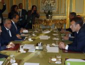 صور.. الرئيس الفرنسى يجتمع مع وزير خارجية لبنان فى قصر الإليزيه
