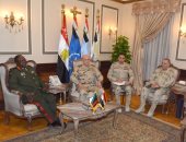 الفريق محمد فريد يلتقى قائد القوات المسلحة الزامبية