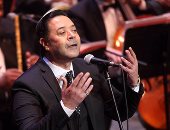 مدحت صالح يواصل إبداعه على مسرح الأوبرا بمهرجان الموسيقى العربية