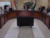 محافظ الفيوم يلتقى لجنة المجلس القومى للسكان