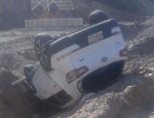 إصابة 5 أشخاص فى انقلاب سيارة بطريق سفاجا ـ قنا