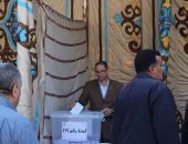 بالصور.. مرشحو انتخابات المنيا ونائب برلمانى يدلون بأصواتهم