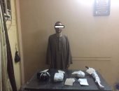 قابيل وهابيل بأسيوط.. أخ يقتل شقيقه بسبب "خلافات الميراث" بالقوصية.. "المتهم" أطلق أعيرة نارية على أخيه أثناء خروجه من المسجد.. والأمن يلقى القبض عليه وبحوزته بندقية آلية و5 خزن و125 طلقة نارية