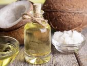 فوائد جوز الهند عديدة منها قتل البكتيريا الضارة بالجسم وواقى من الشمس