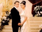  تعرف على سعر فستان زفاف كاترين زيتا جونز من 17 سنة