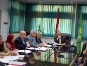 محافظ القليوبية يجتمع باللجنة العليا للقيادات لاختيار رؤساء القرى