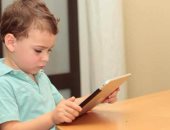 فيس بوك + 14.. احذر أمراض خطيرة تصيب طفلك بسبب استخدام السوشيال ميديا
