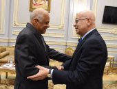 صور.. رئيس الوزراء يصل البرلمان.. والجلسة العامة تشهد تصويتا على 6مشروعات قوانين