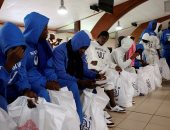 شرطة غينيا الإستوائية تعترض 200 مهاجر فى البحر
