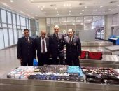 جمارك مطار القاهرة تحبط تهريب "شيش إلكترونية" بـ150 ألف جنيه