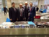 جمارك مطار القاهرة تحبط تهريب 4 آلاف أمبول مستحضرات تجميل