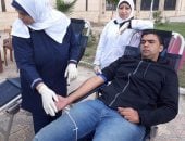 صور.. حملة للتبرع بالدم وأكثر من 250 بطانية ببورسعيد  لمصابي مسجد الروضة