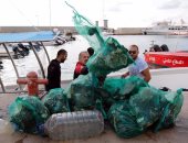 صور.. "تنظيف مياه البحر" مبادرة الغواصين اللبنانيين لإزالة القمامة