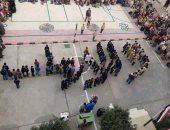 أطفال مدارس كفر الشيخ يرسمون عبارة "لا للإرهاب" بأجسادهم.. صور