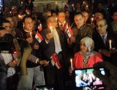 عبد المحسن سلامة يشارك فى وقفة "الصحفيين" حدادا على شهداء مسجد الروضة (صور)