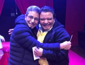 فيديو.. الإعلامي محمود سعد يظهر فى عرض مسرحية "سلم نفسك"