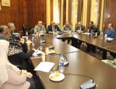 رئيس جامعه طنطا يجتمع بمنسقى الأنشطة الطلابية بكليات الجامعة