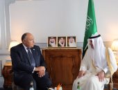 سامح شكرى يبحث مع نظيره السعودى تطورات أزمة قطر فى مقابلة بروما