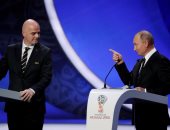 صور.. إنفانتينو يشكر بوتين والشعب الروسى فى حفل قرعة كأس العالم