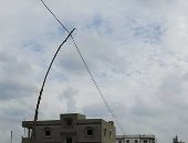 صور.. أسلاك كهرباء على الأشجار بكفر الشيخ وأكياس بلاستيكية بلوحة مفاتيح