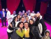 صور.. بشرى ومازن الغرباوى ومحمد على رزق يشاهدون مسرحية "سلم نفسك"