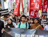 صور.. احتجاجات ضد رئيس الصين بهونج كونج تحت شعار" لا للسلطوية"