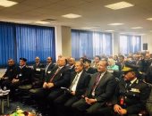 مطار برج العرب يجرى تجربة طوارئ لإنقاذ أحد الركاب على متن طائرة 