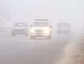 المرور: عمليات تفويج للسيارات بطريق بورسعيد القنطرة بسبب الشبورة