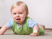 علاج الإمساك عند الأطفال الرضع.. من تدليك البطن حتى تناول العصائر 
