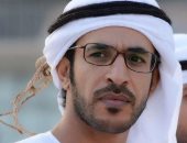 كاتب إماراتى يعرض 50 ألف دينار لمن يضرب أمير قطر بـ"الحذاء" بالقمة الخليجية