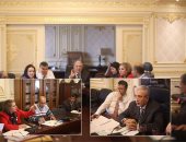 غضب بعض نواب لجنة الخطة بالبرلمان  بسبب 600 مليون جنيه.. اللجنة تكشف: مخالفة مالية بوزارة الصحة.. إنفاق المبلغ على شراء أجهزة ومعدات بمناقصة برلين بدلا من تخصيصه لطالبى العلاج على نفقة الدولة 