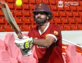 شاهد.. محمد صلاح يتحدى ثنائى ليفربول فى لعبة الكريكيت
