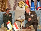 رئيس الأركان يستقبل نظيره الإماراتى لبحث الجهود المشتركة لمواجهة الإرهاب