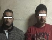 المتهمون بسرقة شقة مستشار سفارة أوزباكستان يدلون بتفاصيل الجريمة بالدقى 
