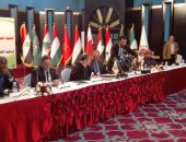 صور.. "الصحفيين العرب" يرتدون كوفية فلسطين خلال اجتماع الأمانة العامة ببغداد