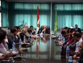 محافظ القليوبية يعرض إنجازات المحافظة فى لقاء مع الشباب