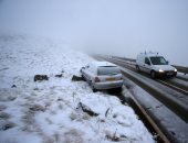 صور.. الثلوج الكثيفة تعرقل حركة النقل والسير فى أوروبا  