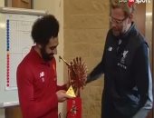 شاهد.. لحظة تسلم محمد صلاح جائزة الـ BBC كأفضل لاعب فى أفريقيا