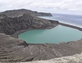 دراسة: "هونجا تونجا" الجزيرة المكونة من رماد بركانى ربما تستمر لـ30 عاما