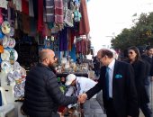 صور.. محمد صبحى فى سيدى بوسعيد بتونس والجمهور يناديه بالفارس وبابا ونيس