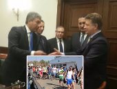 السياحة الروسية تعود إلى مصر.. وزير الطيران يوقع بروتوكول عودة الرحلات بين القاهرة وموسكو أول فبراير المقبل.. ويؤكد: نبحث فى أبريل استئناف الحركة التجارية.. و"إيروفلوت" أول شركة طيران ستبدأ الرحلات إلى القاهرة