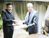 محافظ جنوب سيناء يكرم مديرى إدارة المرور والحماية المدنية