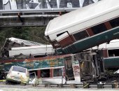 صور.. مصرع 6 أشخاص وإصابة العشرات فى خروج قطار عن مساره فى واشنطن