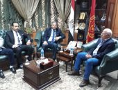 فيديو وصور.. وصول وزير الشباب والرياضة محافظة بورسعيد لتفقد القرية الاوليمبية