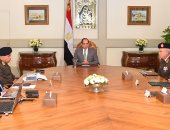 السيسي يتلقى تقريرا من وزيرى الدفاع والداخلية حول الأوضاع فى سيناء