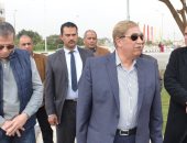 صور.. محافظ الإسماعيلية يتابع الاستعدادات لاستقبال الرئيس السيسي