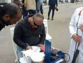 قسم شرطة الدخيلة بالإسكندرية ينظم قافلة طبية للتبرع بالدم للمواطنين