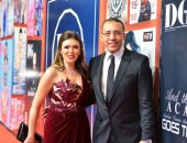 فيديو وصور.. خالد صلاح وشريهان أبو الحسن على السجادة الحمراء لحفل دير جيست