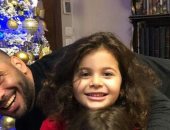 صور.. عماد متعب يغسل أحزانه فى الأهلى بالاحتفال مع بناته بالكريسماس