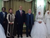 فيديو وصور.. وزير الثقافة ومحافظ مطروح يشهدان حفل زفاف لــ 34 عريس و عروس